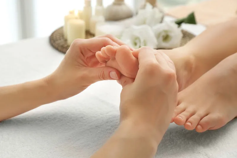 フットスクラブ＆マッサージ Foot Scrub Massage